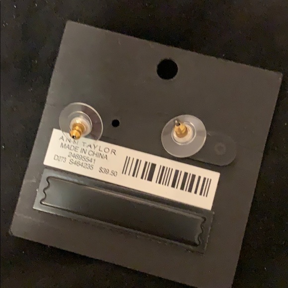 ann taylor new earrings - Picture 2 of 2